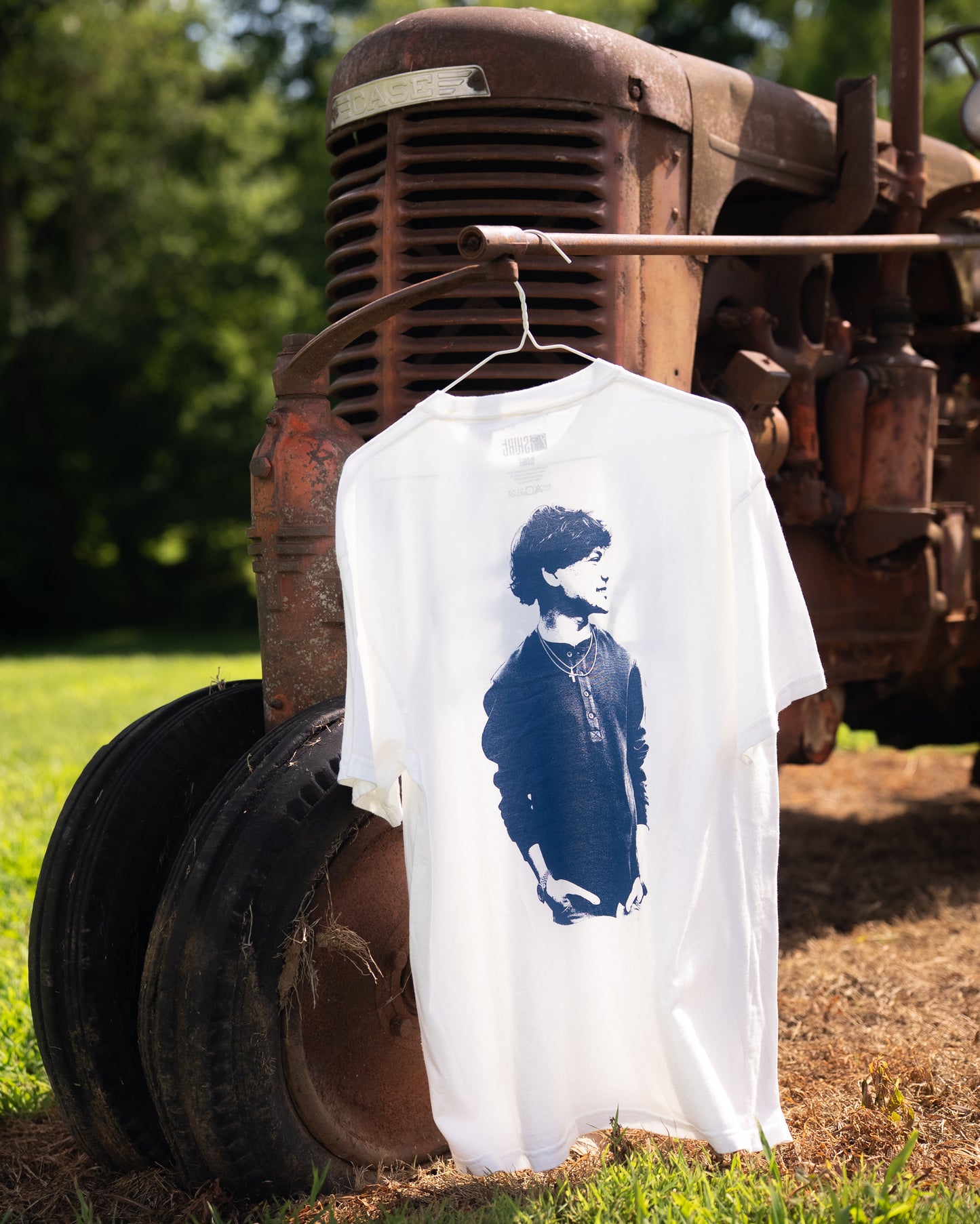 MB Brick Photo T-Shirt (White/Blue)
